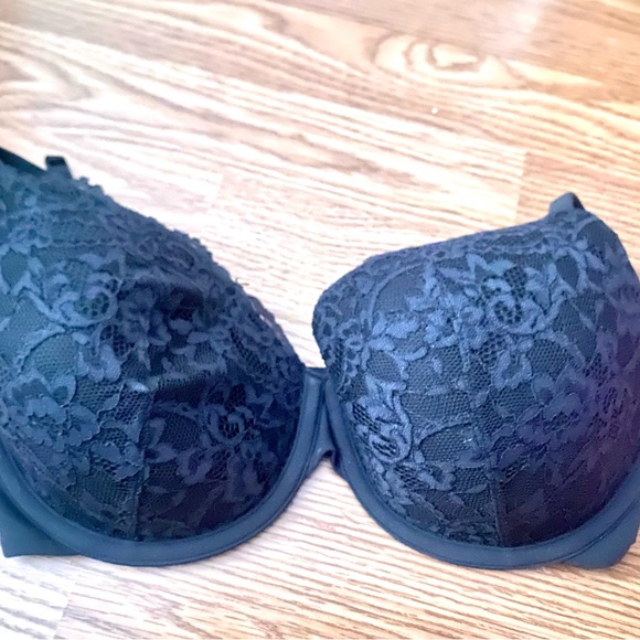 SKIMS Other - Skims fits everybody lace t-shirt Black Underwire Bra Women's Intimates 34d NWT